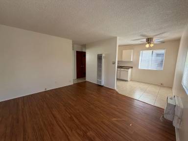 Main picture of 9725 Somerset Blvd