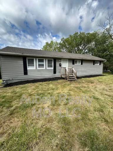 Main picture of 7500 E 103rd Ter