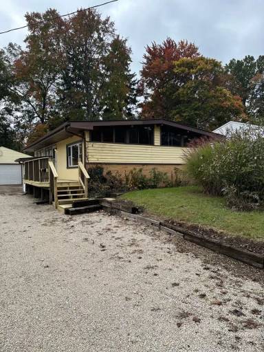 Main picture of 2434 Briner Ave