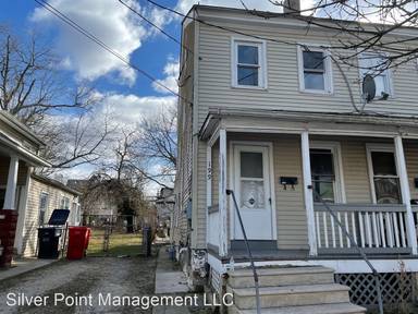 Main picture of 199 N Laurel St