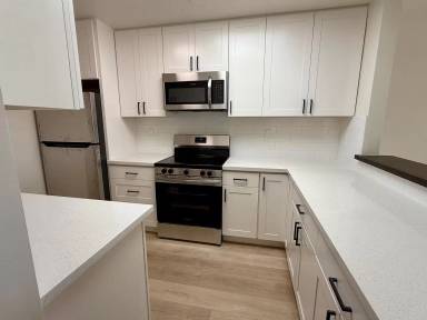 Main picture of 2521 Judah St