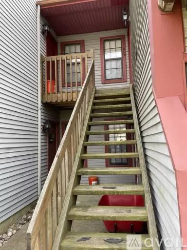 Main picture of 408 Durham Ct
