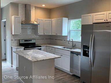 Main picture of 1734 Marcel Ave SW