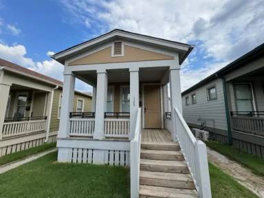 Main picture of 125 Saffarans Ave