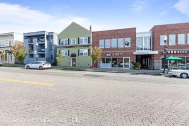 Main picture of 2110 N 30th St