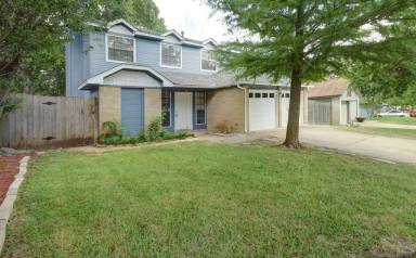 Main picture of 11923 Shropshire Blvd