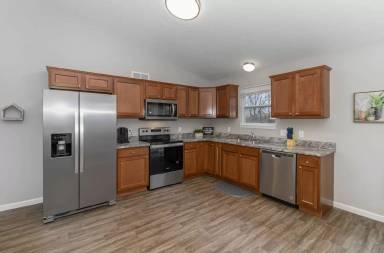 Main picture of 14 E Persimmon Dr