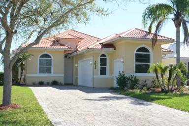 Main picture of 3612 Grove Ct