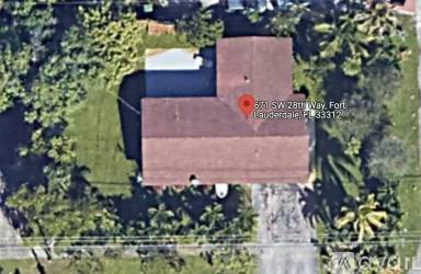 Main picture of 671 SW 28th Way