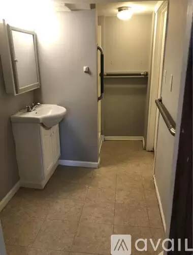 Main picture of 337 11th Ave S