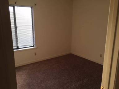 Main picture of 415 Laurel Ave W