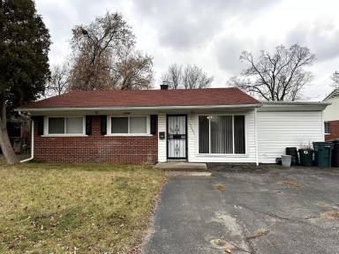 Main picture of 13041 Albany St