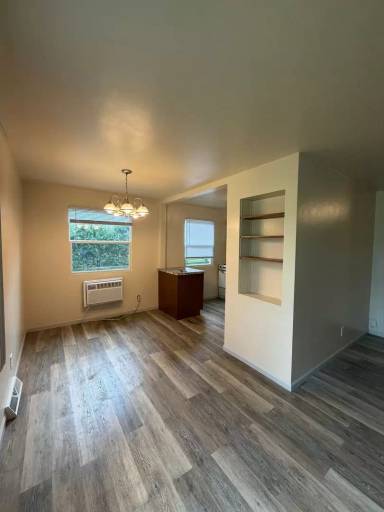 Main picture of 3309 E Edgemere Dr