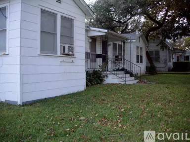 Main picture of 2118 Wilson Blvd