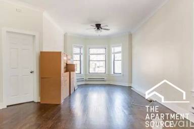 Main picture of 915 W Waveland Ave Apartments