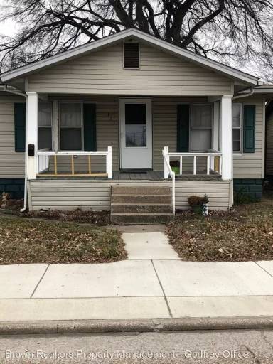 Main picture of 111 S Central Ave