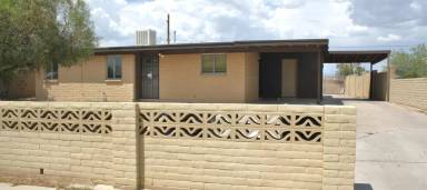 Main picture of 402 W Marcus Dr