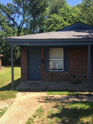Main picture of 1540 Standridge St