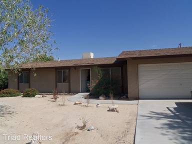 Main picture of 71960 Sunnyslope Dr