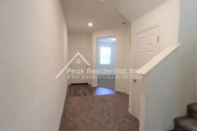Main picture of 3036 Wading River Way