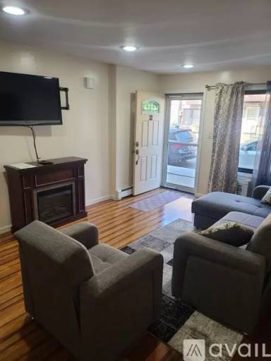 Main picture of 22 Daffodil Ln