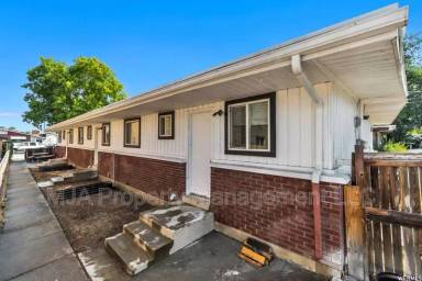 Main picture of 927 W 1100 N