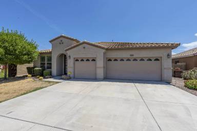 Main picture of 5221 N 193rd Dr