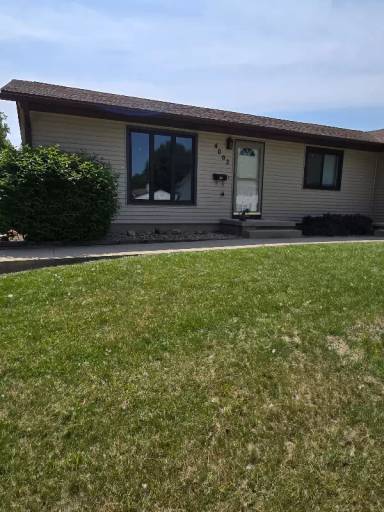 Main picture of 4002 Southlawn Rd