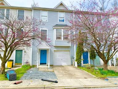 Main picture of 3 Juliana Cir W