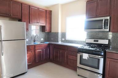Main picture of 4256 W Addison St