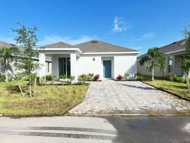 Main picture of 816 Friendship Cir