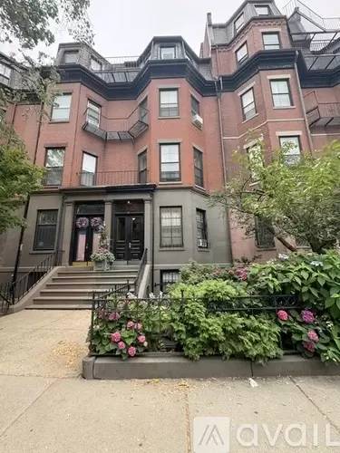 Main picture of 247 Beacon St