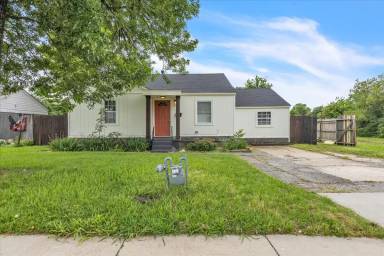 Main picture of 1536 SW 52nd St