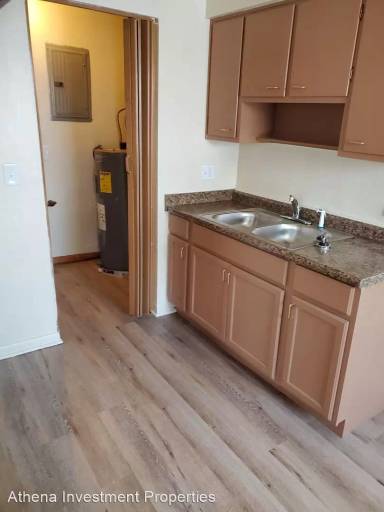 Main picture of 2021 Mayfair Rd