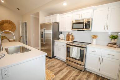 Main picture of 115 Woodsedge Dr
