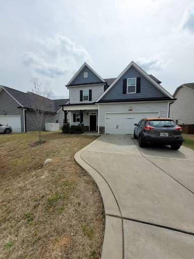 Main picture of 204 Lanier Pl