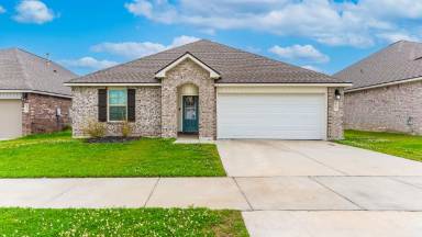 Main picture of 629 Correns Ln
