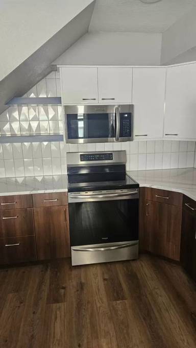 Main picture of Landings Bay Condos