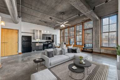 Main picture of 2605 Washington Ave