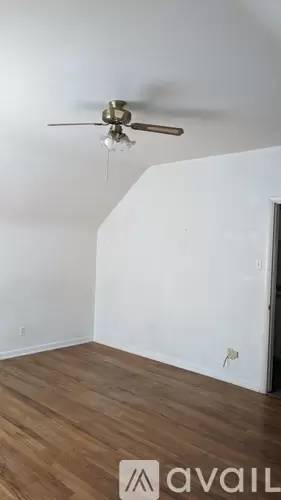 Main picture of 307 S 8th St