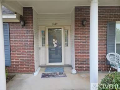 Main picture of 3849 Berkshire Dr