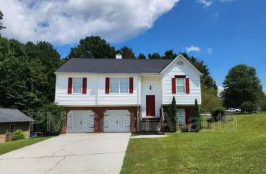 Main picture of 915 Terance Ave