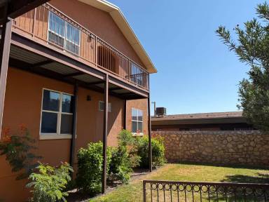 Main picture of 7598 Diana Dr