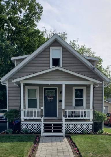 Main picture of 2215 Maynard Ave