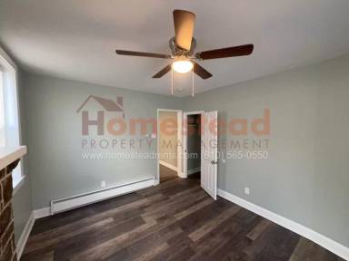 Main picture of 17 S 13th St