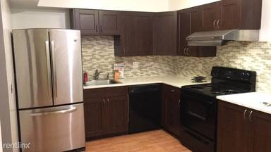 Main picture of 202 Soundview Ave