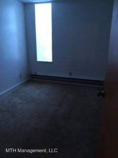 Main picture of 912 Sycamore Line