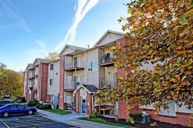 Main picture of 8003 S 48th St