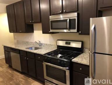 Main picture of 4844-58 N Drake Ave & 3537 W Ainslie St