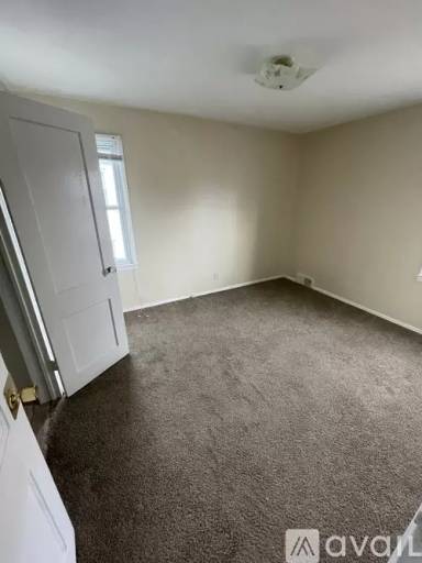 Main picture of 4851 Southern Blvd